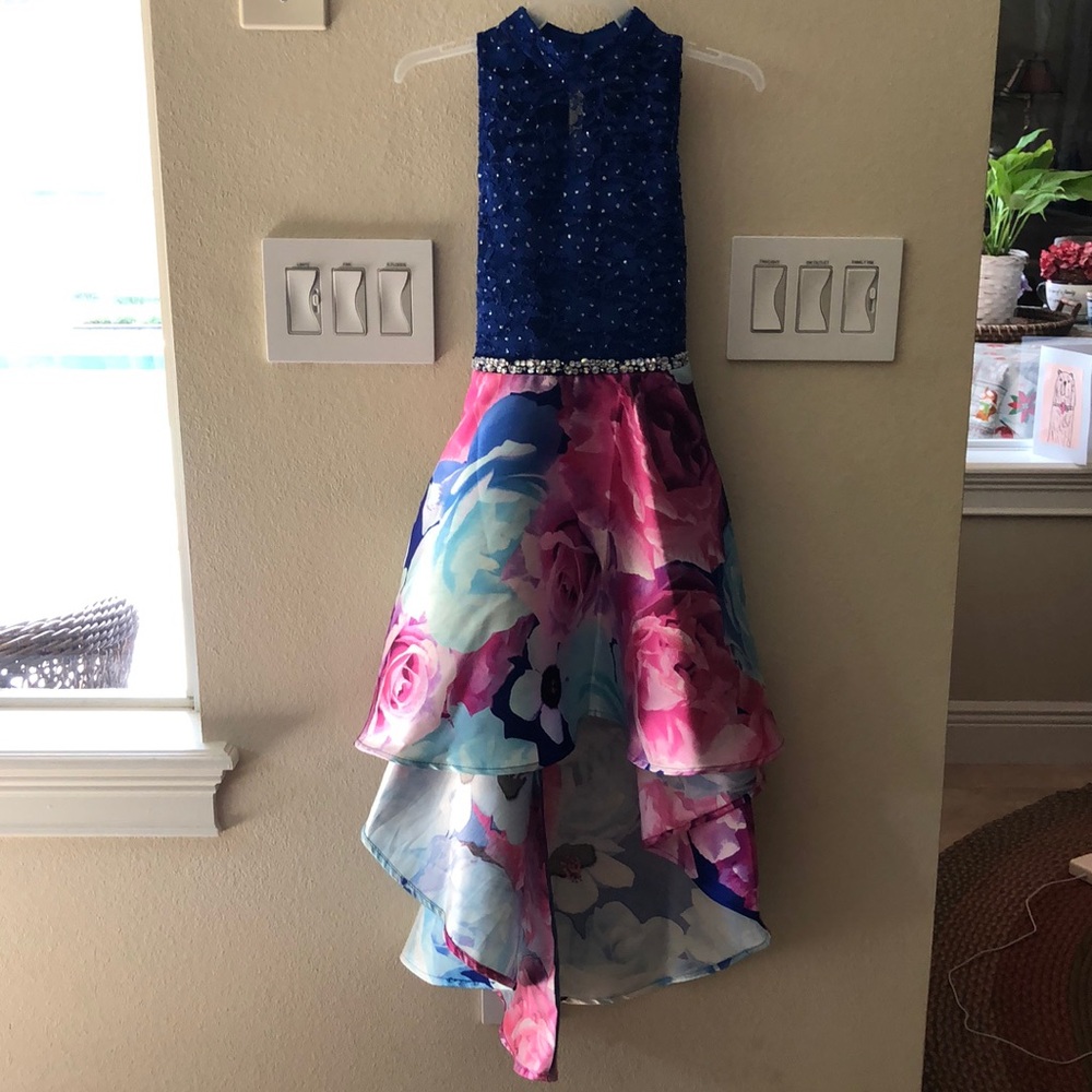 Beautiful girls special occasion dress!!